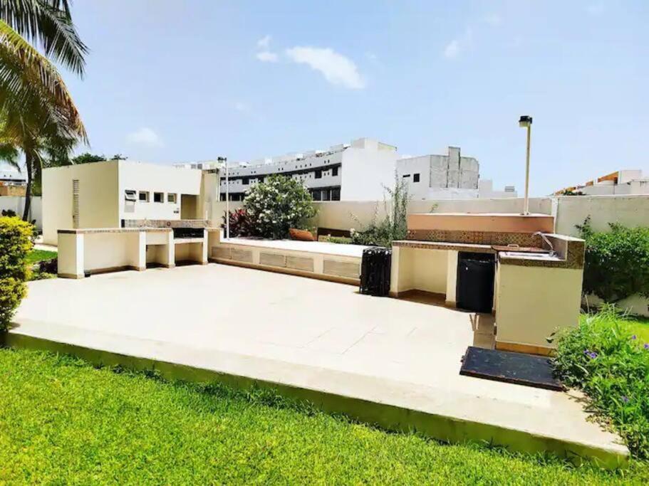 Home & Office Cancun Pool 外观 照片