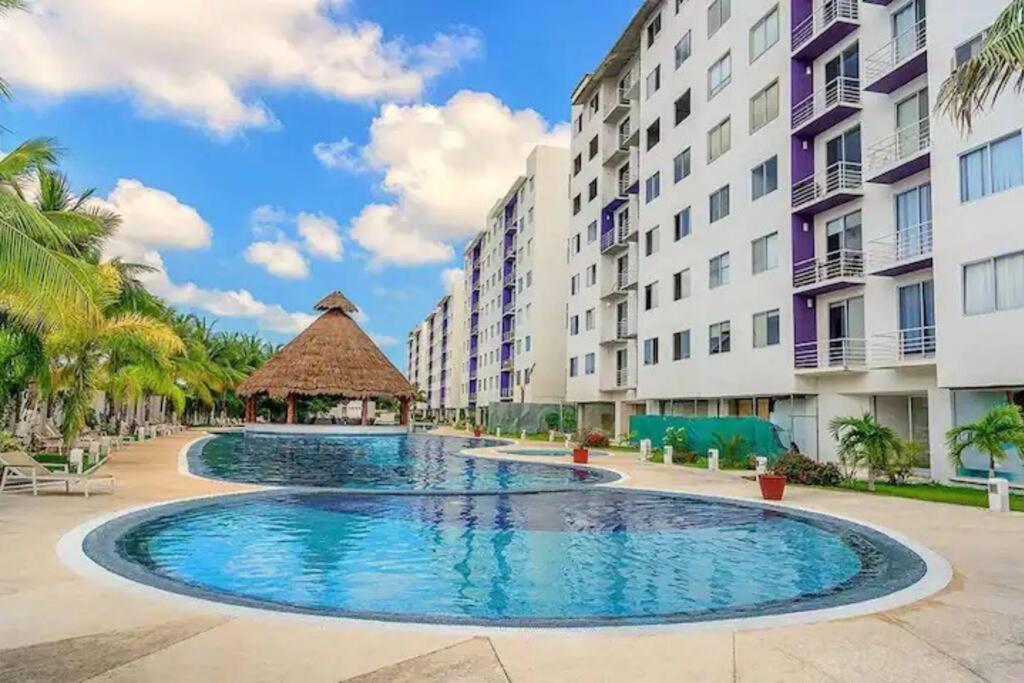 Home & Office Cancun Pool 外观 照片